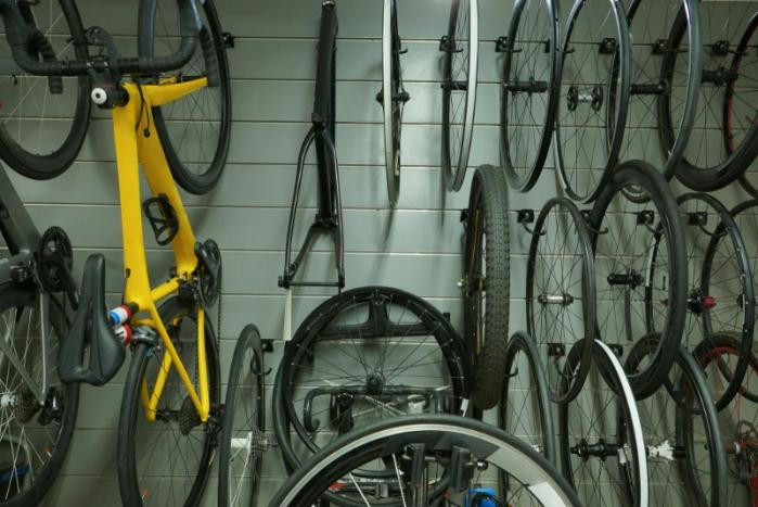 Restauration et réparation de vélos